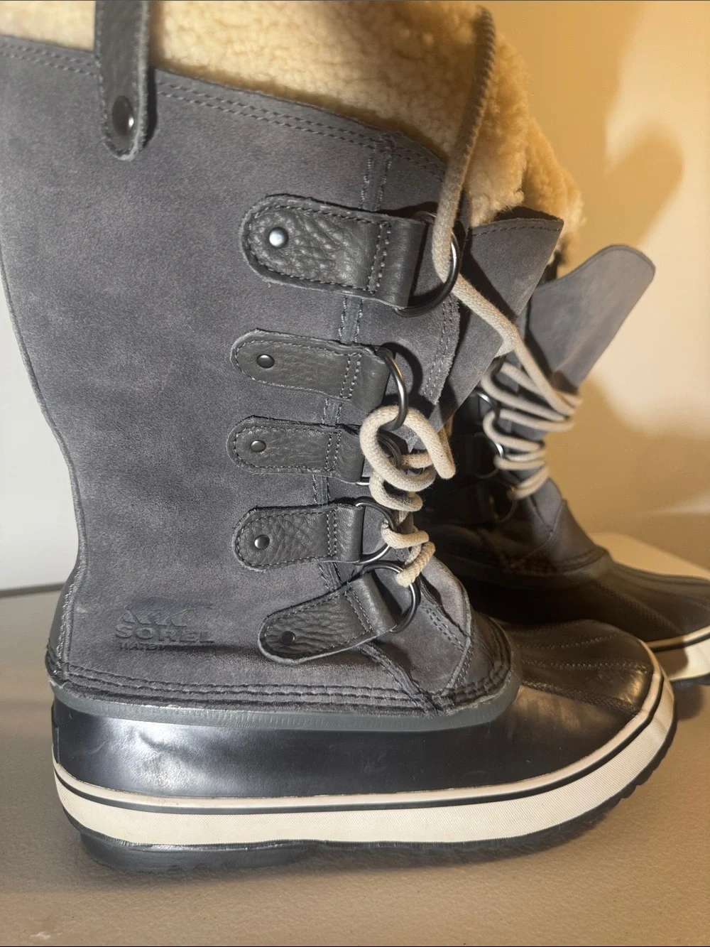 Sorel Gray and Cream Insulated Lace-Up Winter Boots